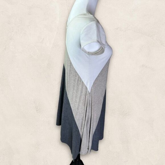 CATO Women's Short Sleeve Oversized Dress With Collar Detail Size XS - Picture 2 of 5